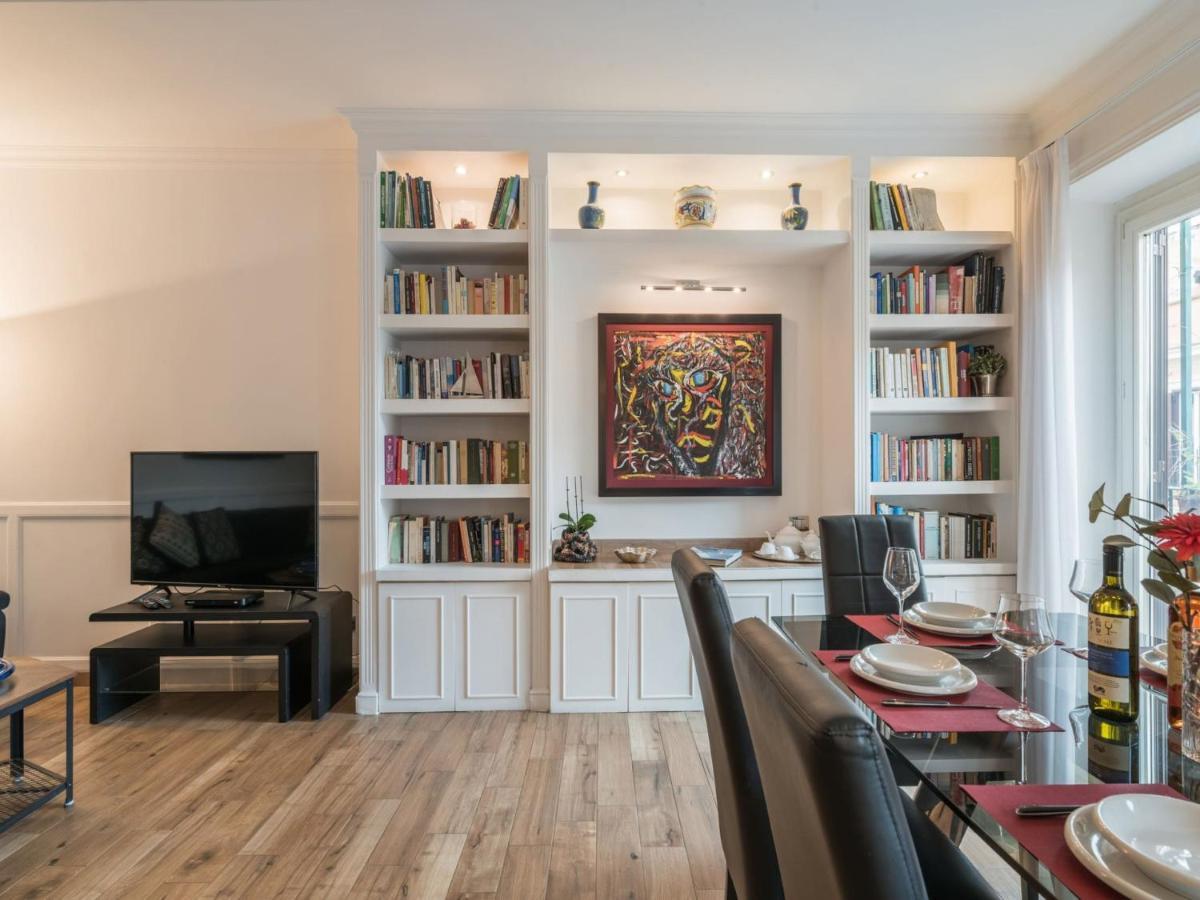 The Best Rent - Elegant Three-Bedroom Apartment A Few Steps From Fontana Di Trevi Exterior photo